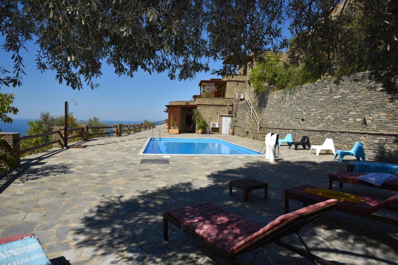 Andros Escape Condos Korthio Eksteriør billede